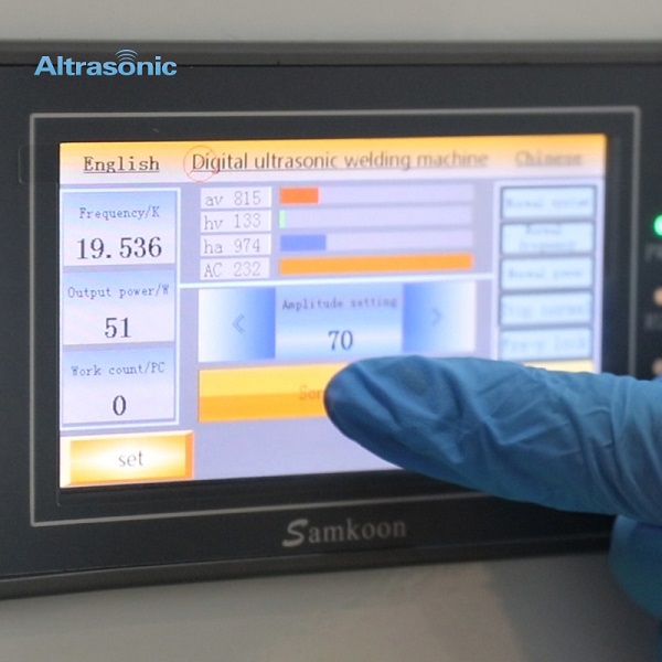ajuste de parámetros de la máquina de soldadura de plástico por ultrasonidos