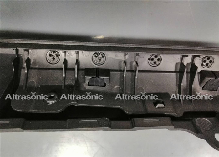 Paneles de compartimento de motor de soldadura ultrasónicos